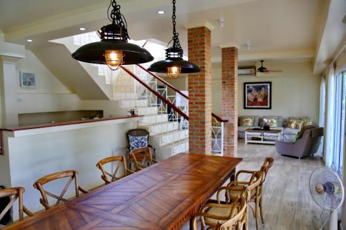 Koh Chang 6 Bedroom Villa with Private Pool and Garden in Dan Kao