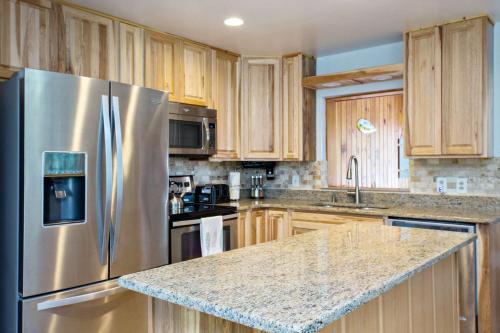 1050 Tompkins Drive in Port Orange, USA