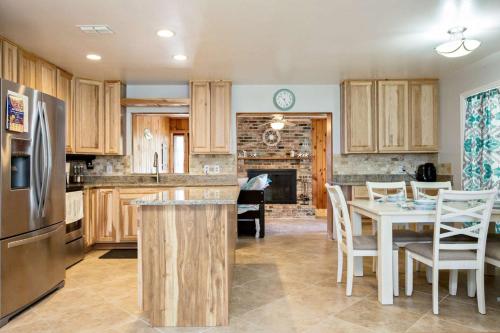 1050 Tompkins Drive in Port Orange, USA