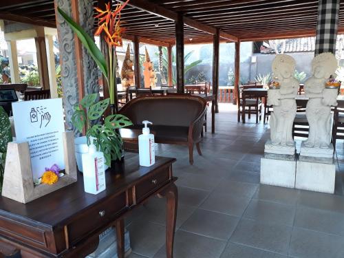Lobby, Puri Bali Hotel in Lovina Beach