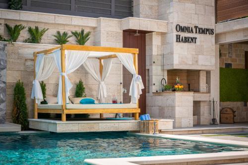 Villa Arbanessa with Heated Pool - image 7