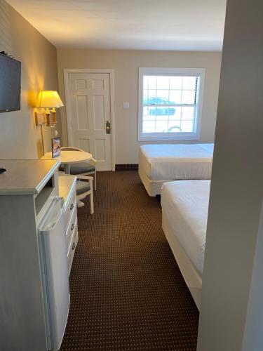 The Admiral Hotel/Motel – Ocean City, MD