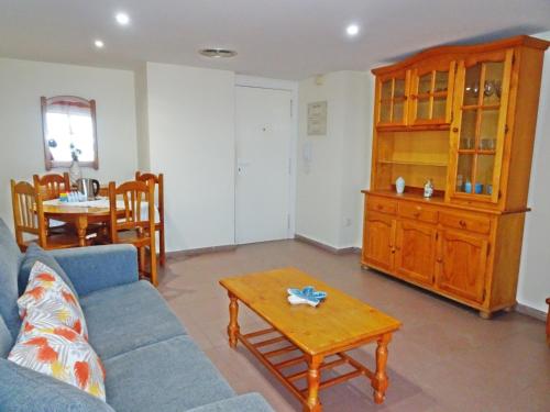 One-Bedroom Apartment image 10