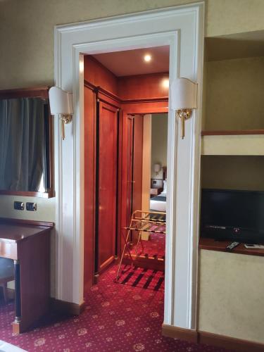 Hotel Miami - image 5