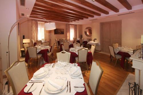 Casa Consistorial - image 11