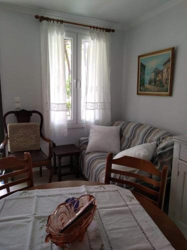 Nostalgia Apartment A in Sami 50 metres from the sea 3