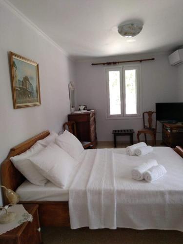 Nostalgia Apartment A in Sami 50 metres from the sea