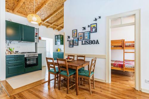 Moderno Apartamento em Bairro típico Lisboeta, Lisboa