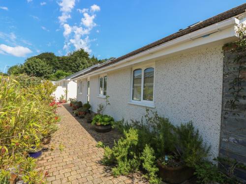 Suntrap Hideaway, , Cornwall