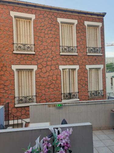 Hotel Belfort in Montreuil