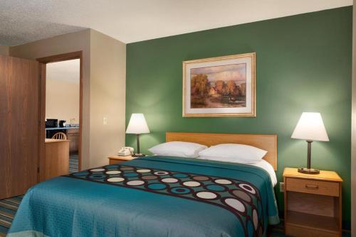 Coratel Inn & Suites New Richmond - image 6