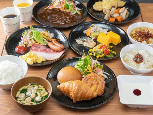 Super Hotel Premier Kanazawaeki Higashiguchi - image 4