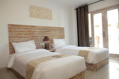 Deluxe Twin Room image 5