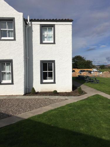 Edenside House - image 12