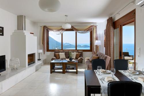 Pitho - Three-Bedroom Villa with Private Pool image 9