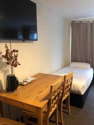 Wallace Budget Rooms, , Lanarkshire