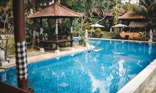 Ubud Hotel & Cottages