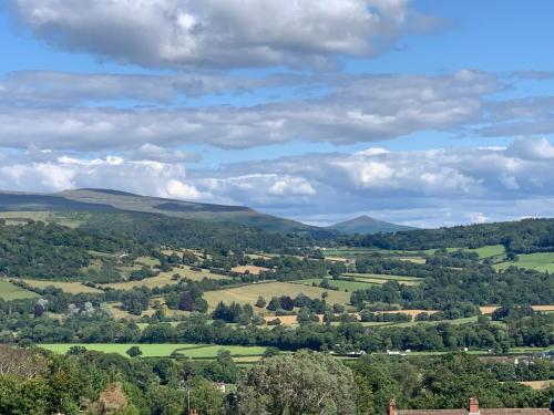 Peacock Cottage, Coity Bach, , Mid Wales