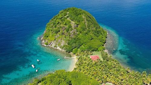 VILLA CANA avec SPA -Proche bourg - Calme - sans coupures d'eau in Terre-de-Haut