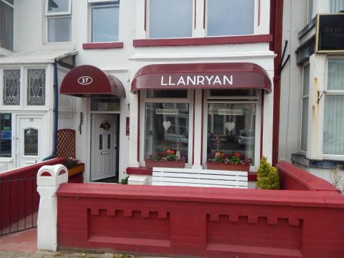 Llanryan Guest House - image 13