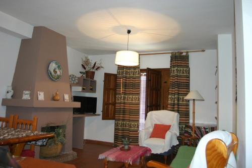 Apartamentos y Casas Rurales Las Terrazas de la Alpujarra