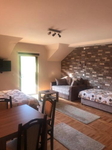 Apartments Bogdanović - image 14