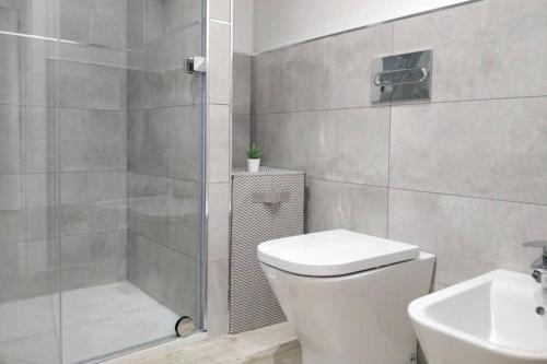 El Pescadito. Appartamento con piscina in Costa del Sol in ปวยร์โต เด เอสเตโปนา