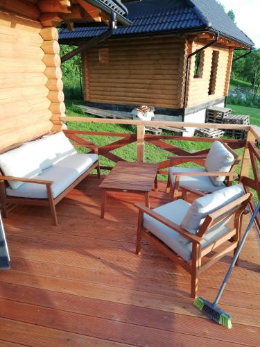 ระเบียง/ชานเรือน, Drevenica Karolína (Drevenica Karolina) in โบโบรเวซ