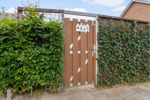Studio Baarn with patio, airco, pantry, bedroom, bathroom, privacy - Amsterdam, Utrecht