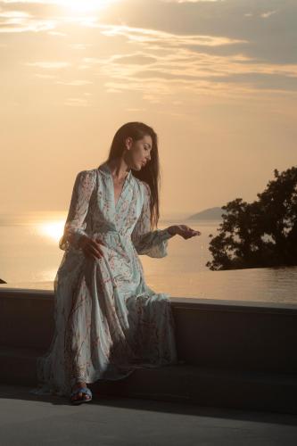 Vivid Blue Serenity Resort