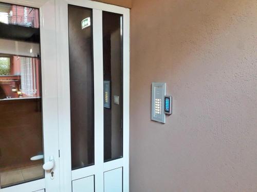 Two-Bedroom Apartment image 4