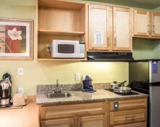 Suburban Extended Stay Hotel near Panama City Beach