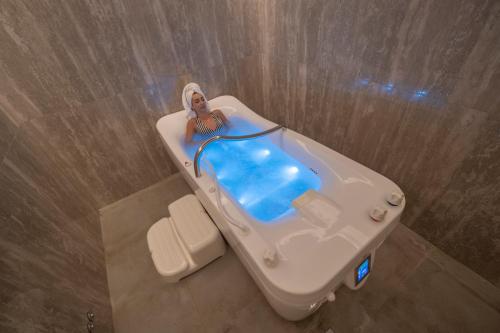 Vivid Blue Serenity Resort