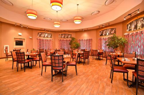 Best Western Plus Carousel Inn & Suites in Burlington (CO)
