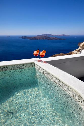 Petit Palace Suites - image 13