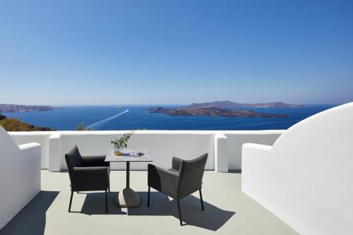 Petit Palace Suites - image 11