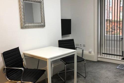 Fishergate 1 - Stylish City Centre Apartment - image 9