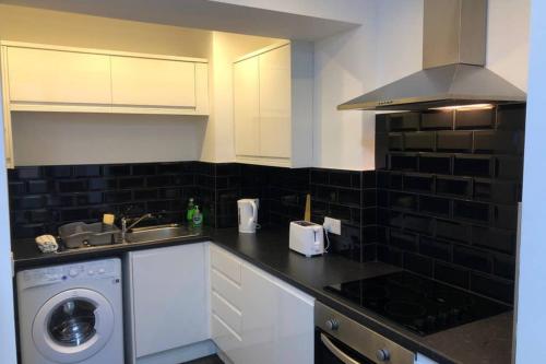 Fishergate 1 - Stylish City Centre Apartment - image 5