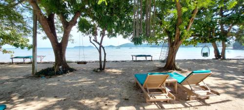 The Mooring Resort photo 2
