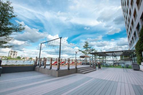 Restaurante, The Royal River Hotel in Bangkok Riverside