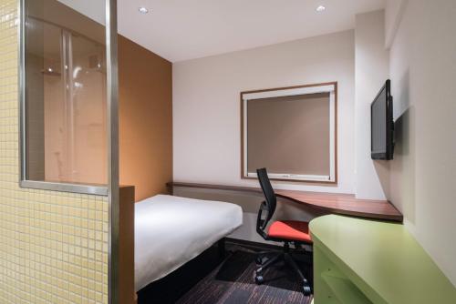 room detail thumbnail 1