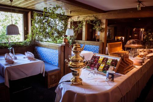 ห้องอาหาร, Berghotel Sonne in พาร์เทเนิน