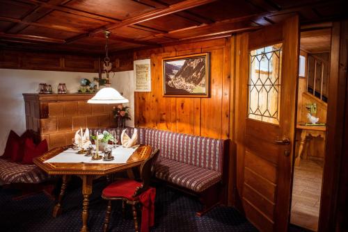 ห้องอาหาร, Berghotel Sonne in พาร์เทเนิน