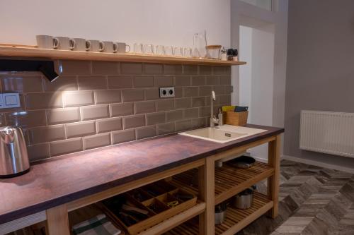 Art Hostel - main image
