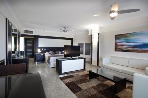 Hotel Riu Nautilus
