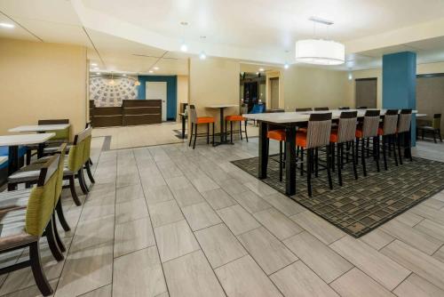 La Quinta by Wyndham Columbus - Grove City La Quinta by Wyndham Columbus - Grove City