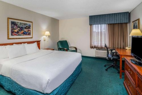 Facilities, La Quinta Inn & Suites by Wyndham Nashville Franklin in Franklin (TN)