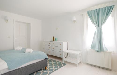 Hygge Hut