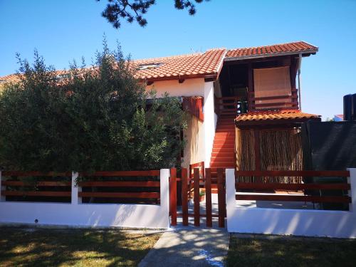 Queen beach apartments Nin Sabunike - Green street I 