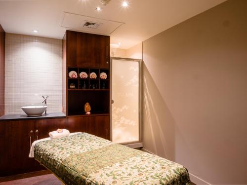 Apex City Quay Hotel & Spa - image 6